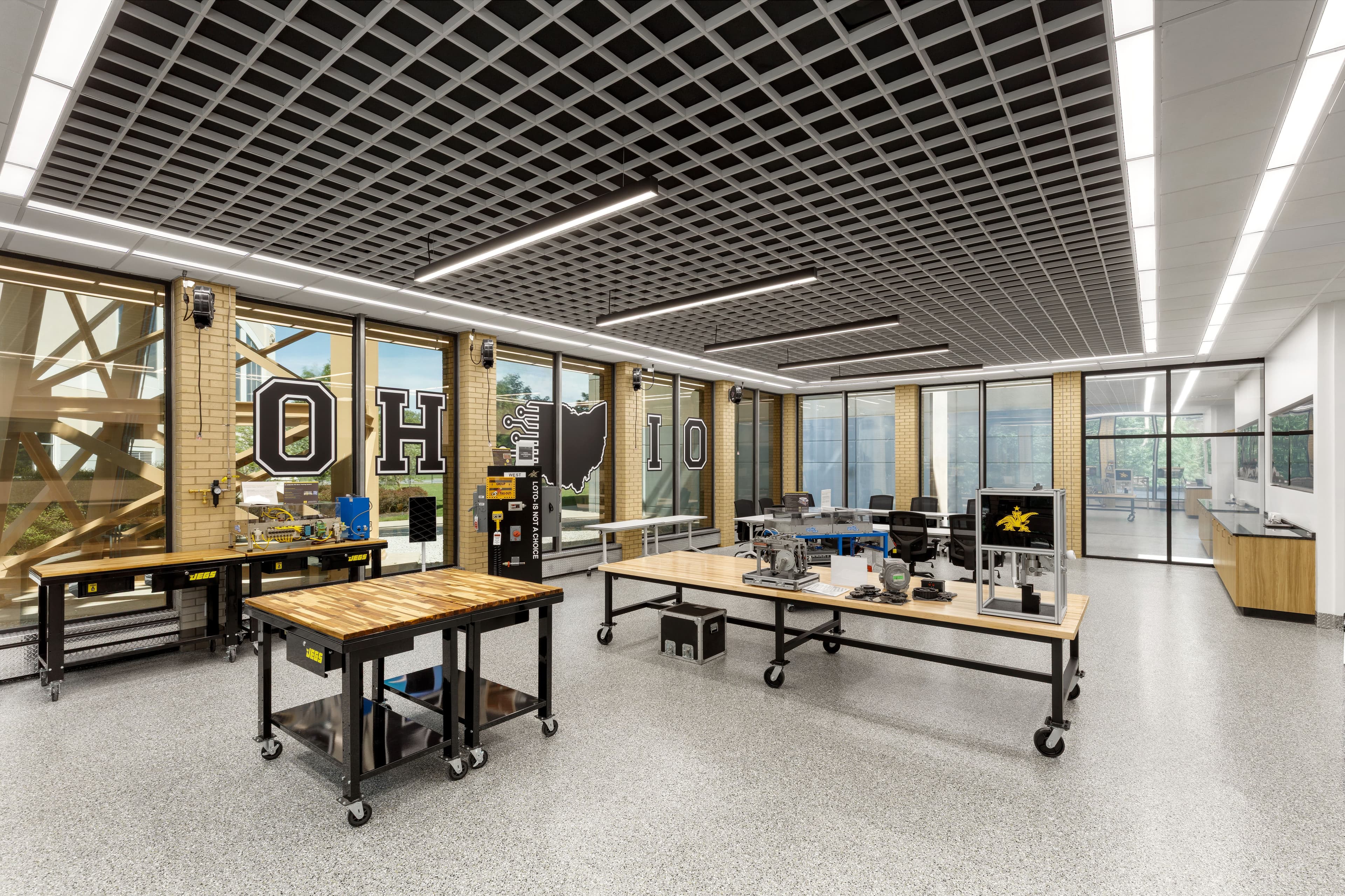 Industrial Interior Design: A Complete Guide (2025)